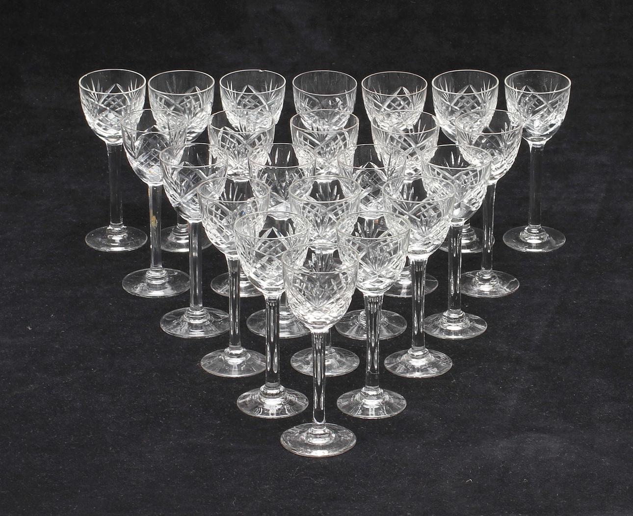 LIKÖRGLAS, 22 st, helgaslipning, tidigt 1900-tal.