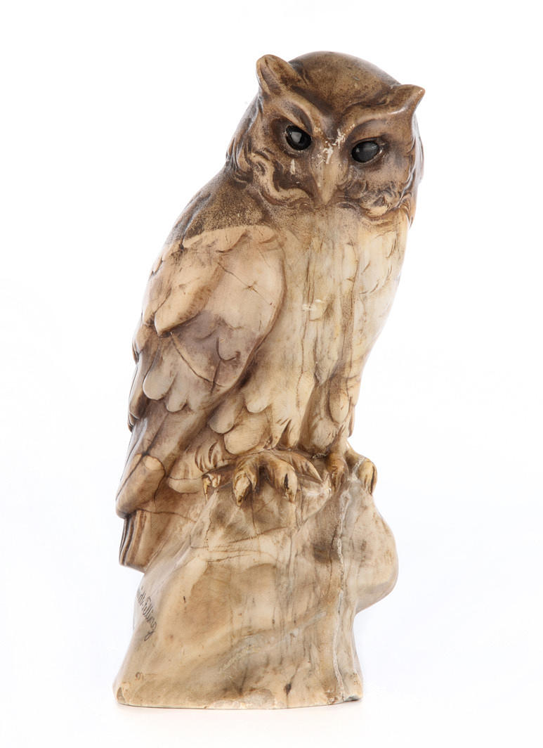 JULIUS PAUL SCHMIDT-FELLING. uggla - örnuggla - uggla. Alabaster marmor skulptur.