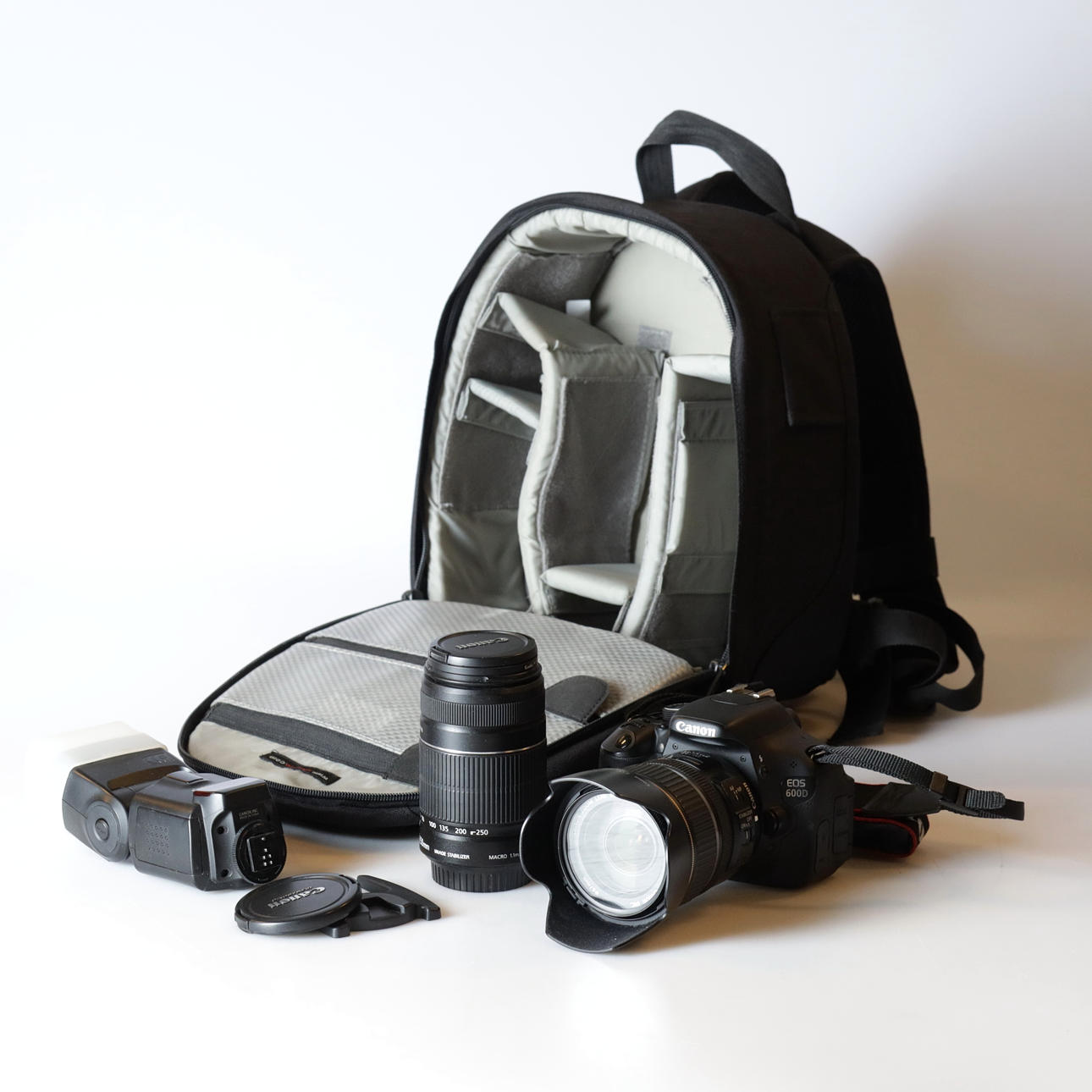 SYSTEMKAMERA, digital, Canon EOS 600D.