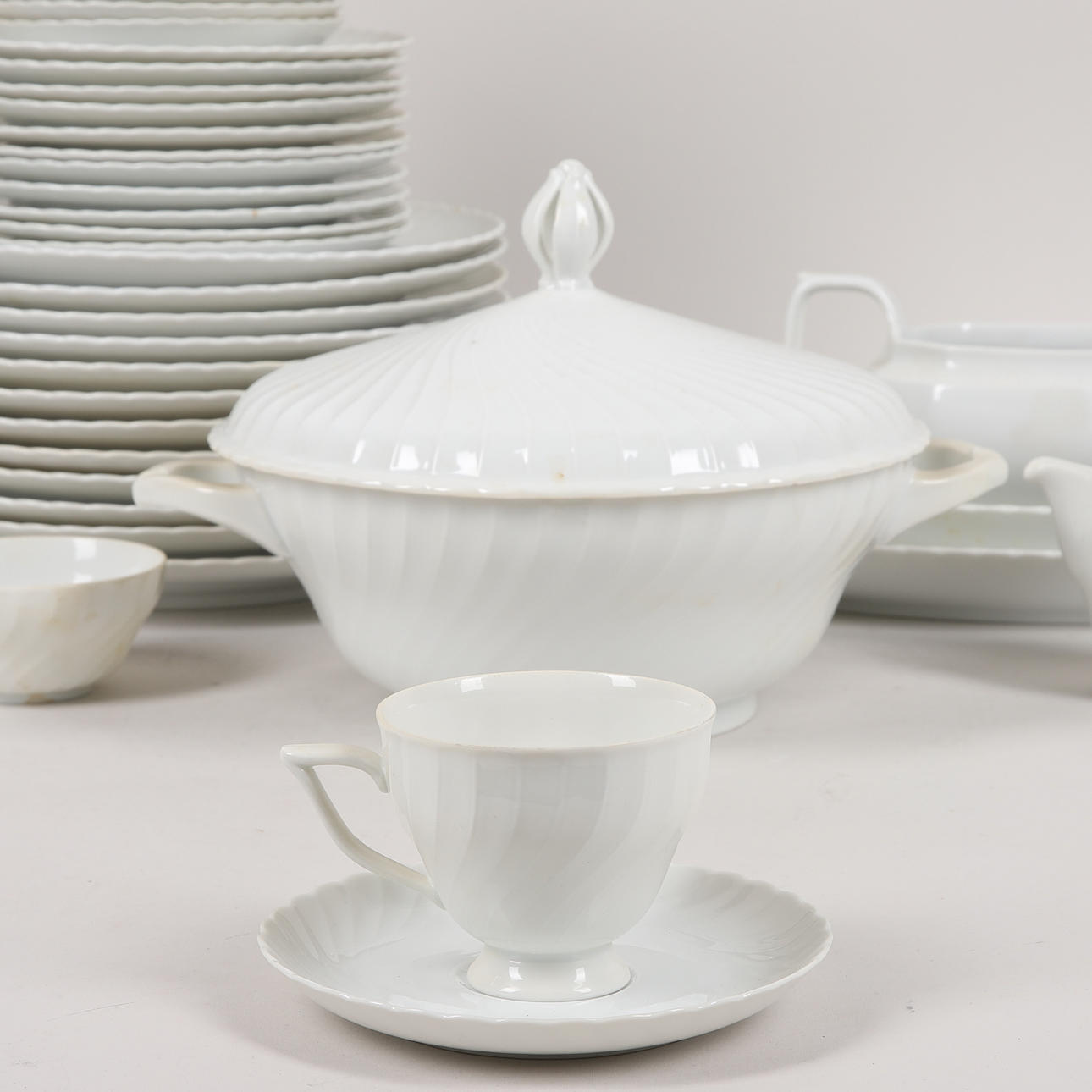 A 52-piece tableware set, Royal tettau, Germany.