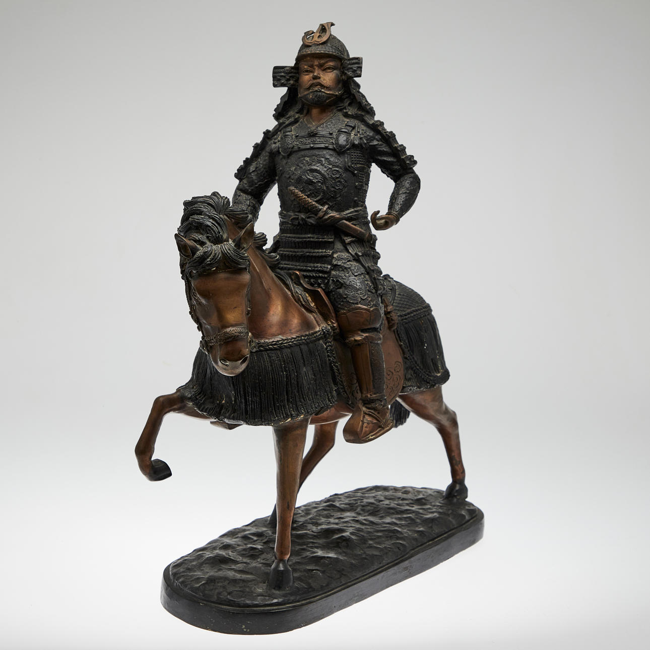 Skulptur / Figur, Samurai zu Pferd, Messing, bronziert (2).