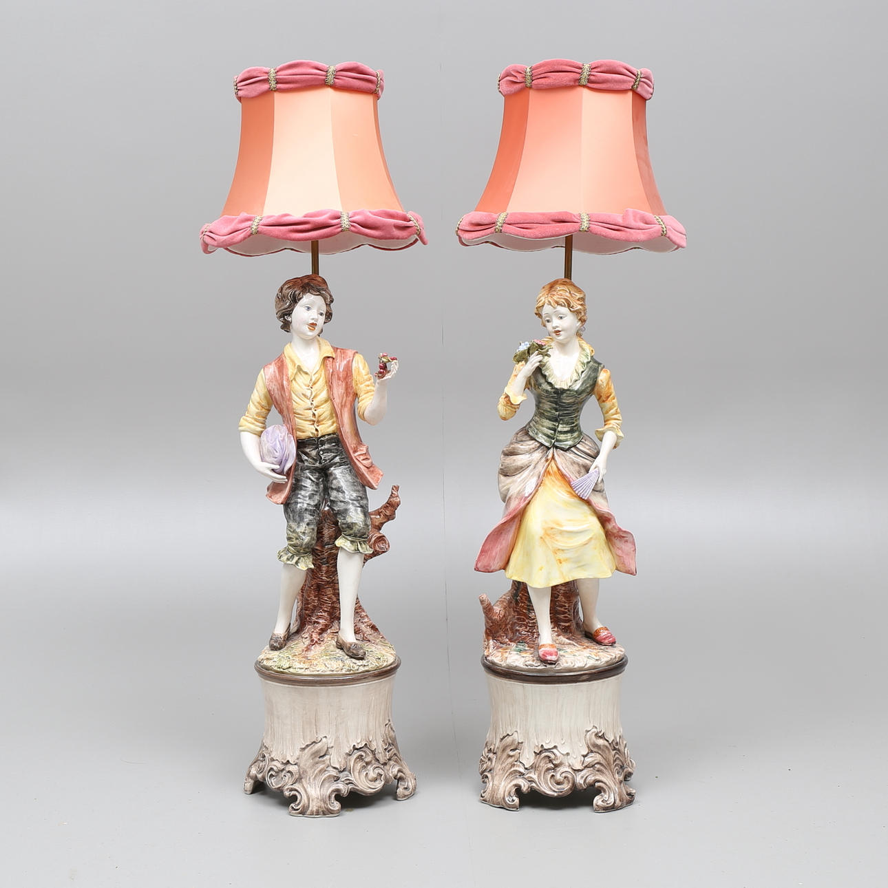 BORDS/GOLVLAMPOR, ett par, Bassano, Italien, 1900-talets andra hälft.