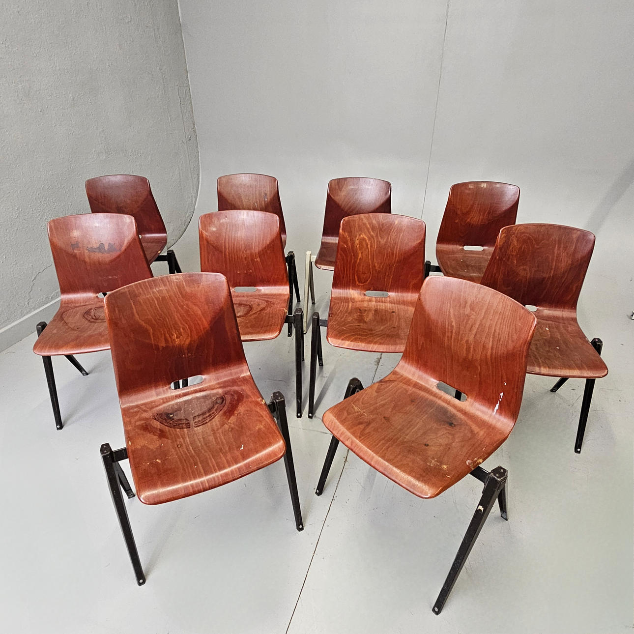 10 CHAIRS MODEL ELMAR FLOTOTTO S22.
