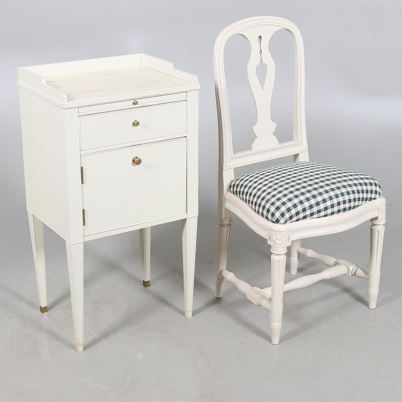 STOL samt SKÅP, "Hallunda" och "Västra Ny", Lars Sjöberg, IKEAs 1700-talsserie, 1900-tal.