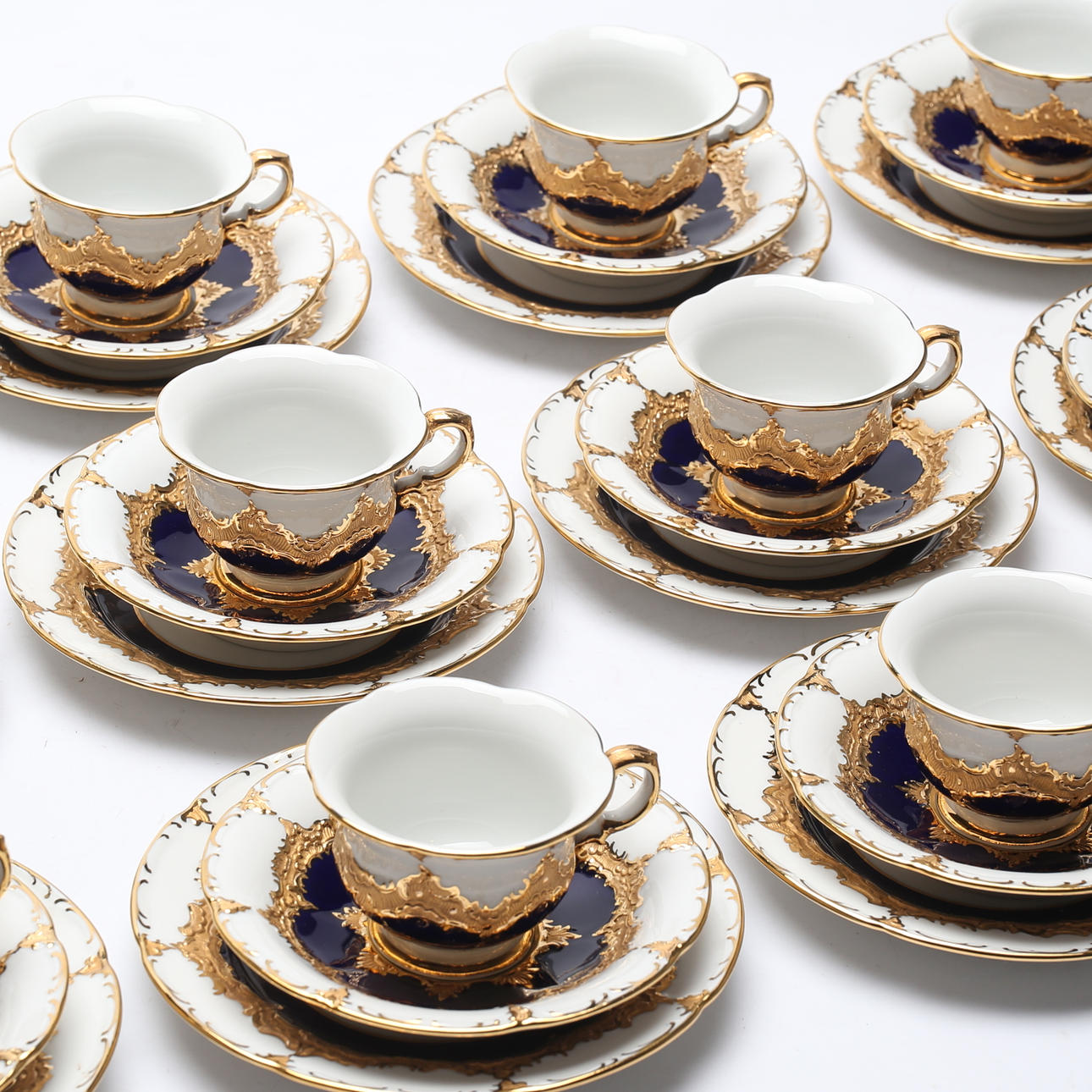 A 24-piece tableware set, Meissen, Germany.