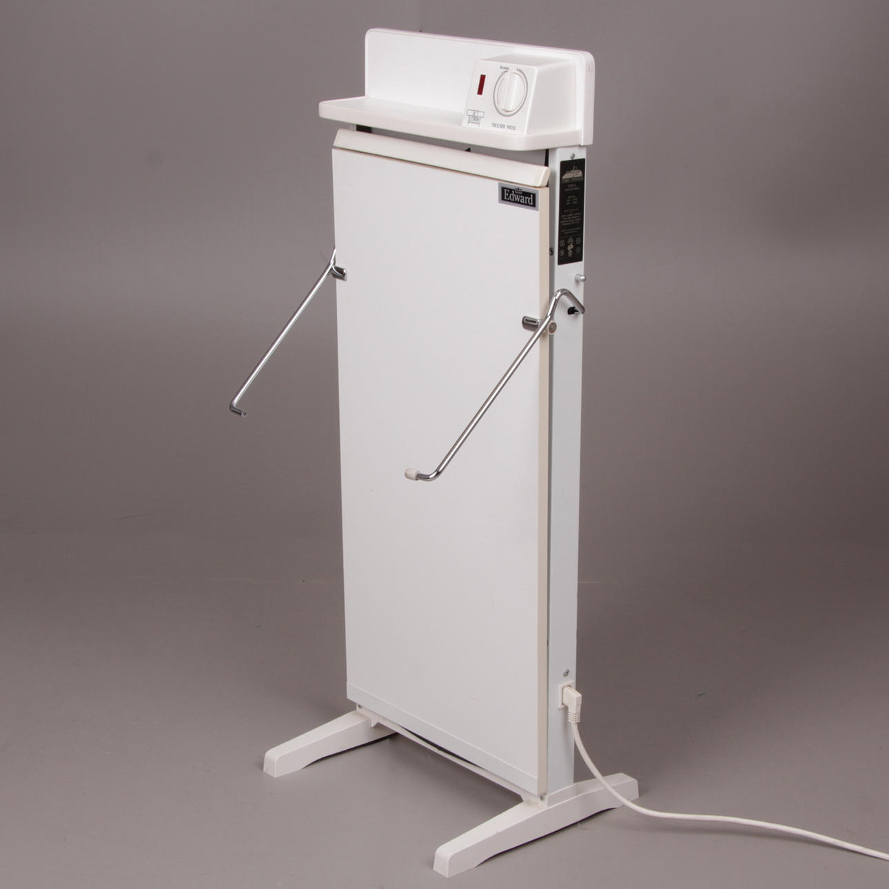 BYXPRESS, Type L, Edward, Corby Of Windsor.