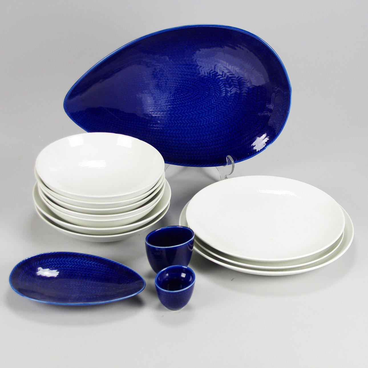 MATSERVISDELAR, "Blå eld", Herta Bengtsson, Rörstrand.