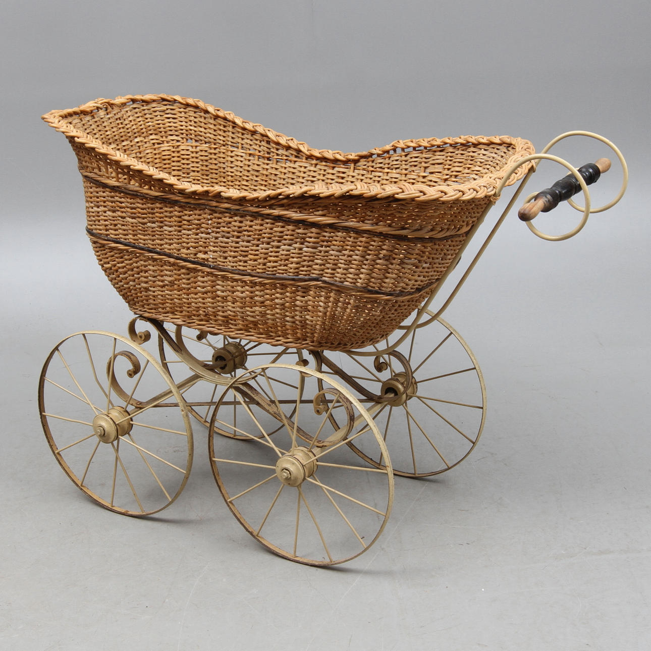 BARNVAGN, tidigt 1900-tal.