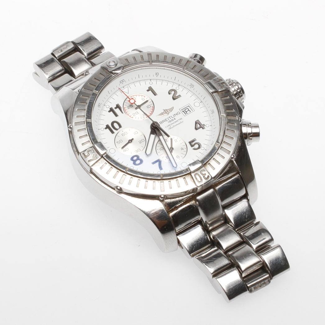 ARMBANDSUR BREITLING, Super Avenger, Chronometere, Cal 13 (ETA 7750).