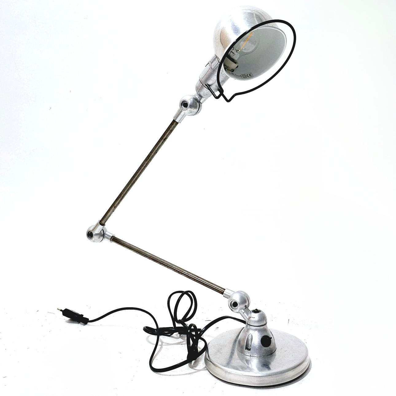 JIELDE BORDLAMPE I KROM. TYVENDE ÅRHUNDREDE FRANKRIG.