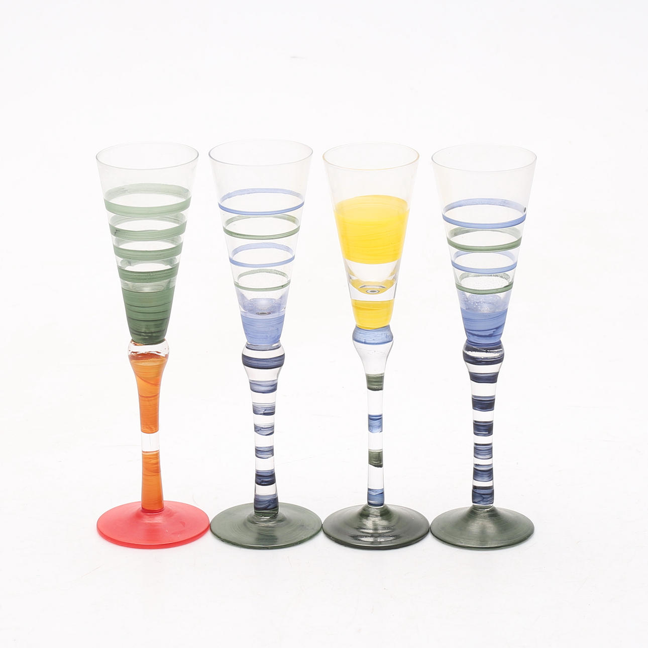 SCHNAPPGLAS, 4 Stück.