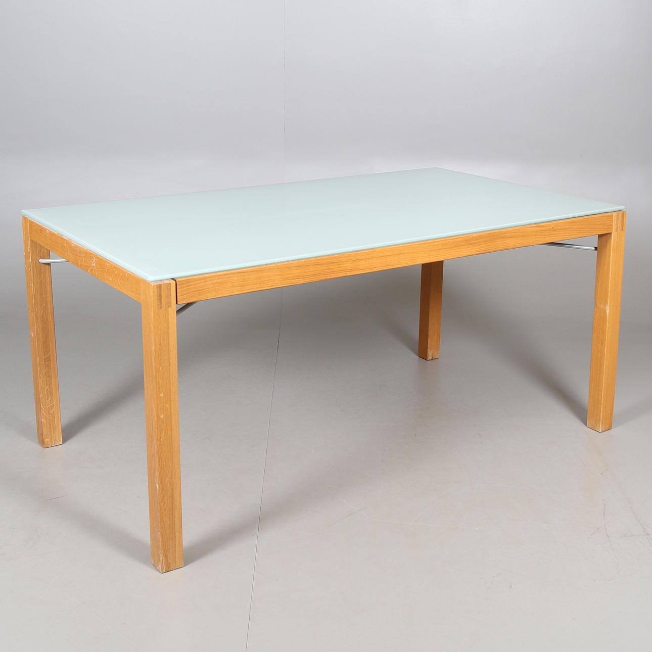 ESSTISCH, Holz, Glas. IKEA. 1999.