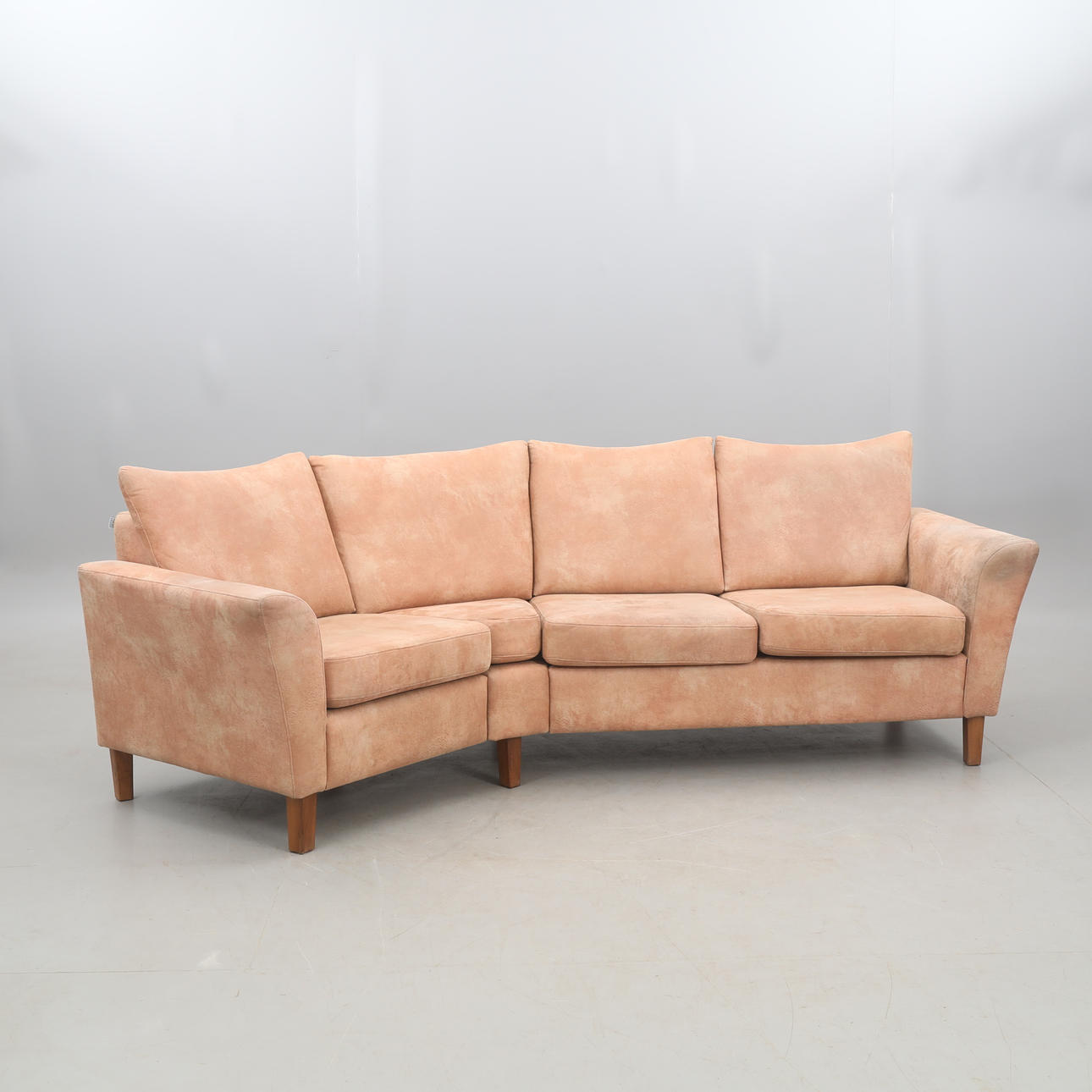 CORNER SOFA, labeled Hjort Knudsen, divisible.