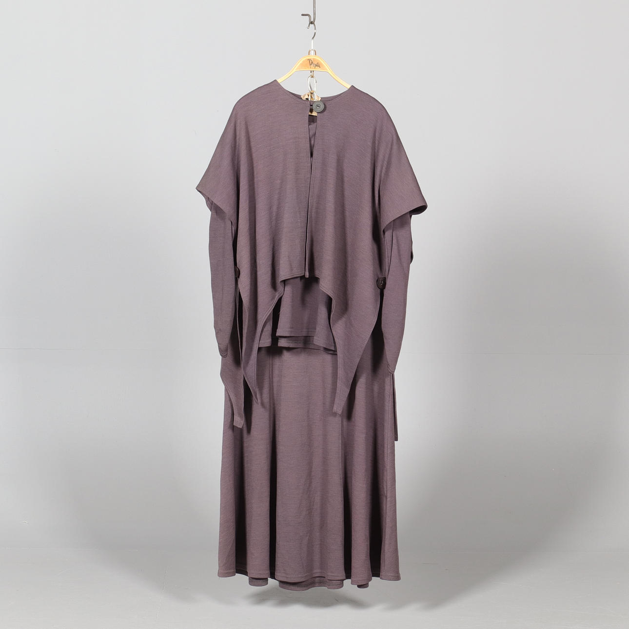 SET, 3 delar, Gunilla Pontén.