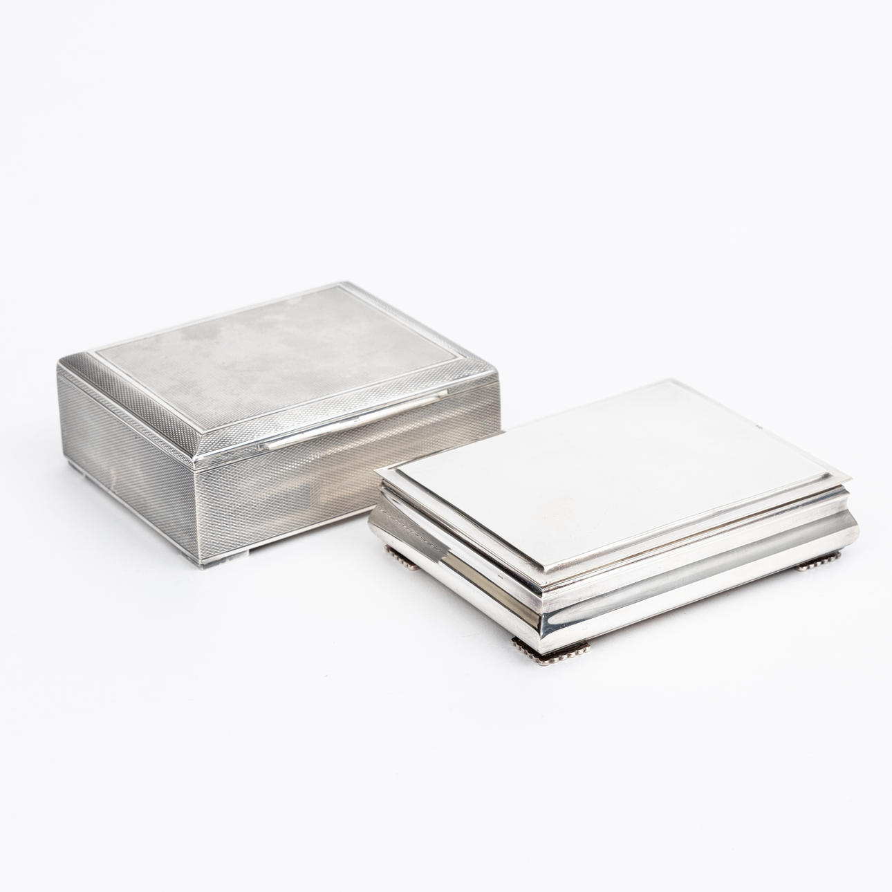 ZIGARETTENSCHACHTEL, 2 Stück, silber.