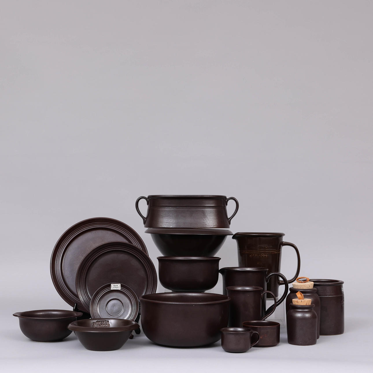 A 59-piece stoneware tableware set, Höganäs Keramik.