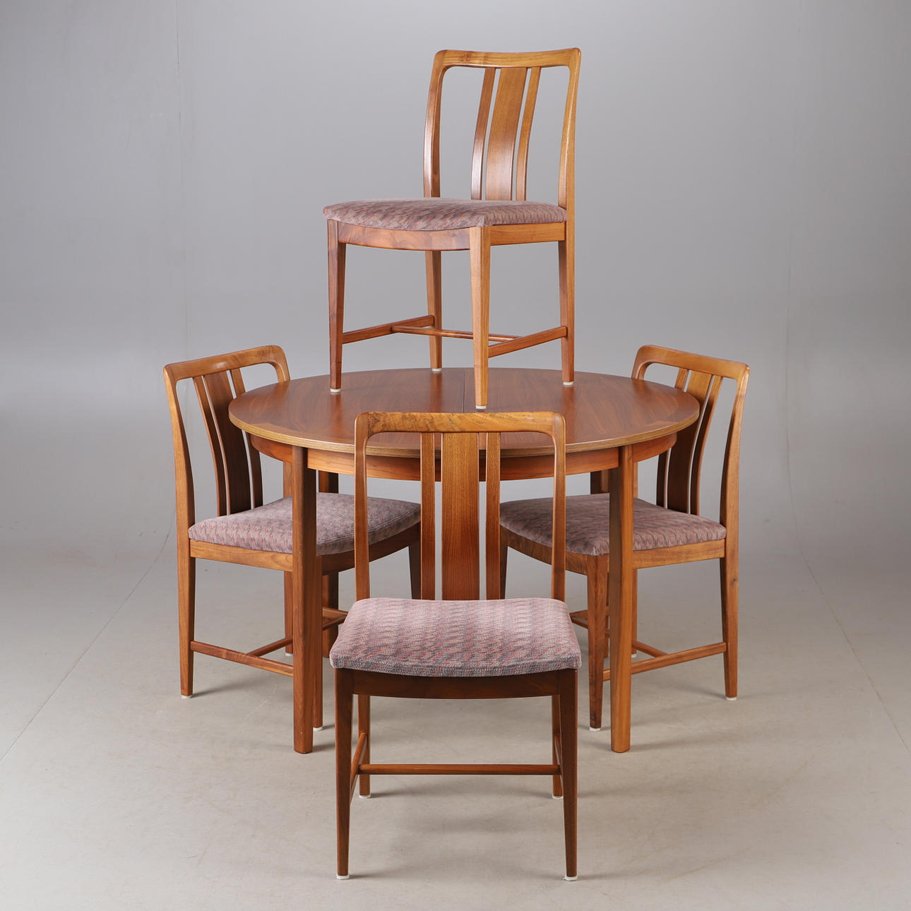 DINING GROUP, 5 pieces, walnut, Linde Nilsson, Lammhult.