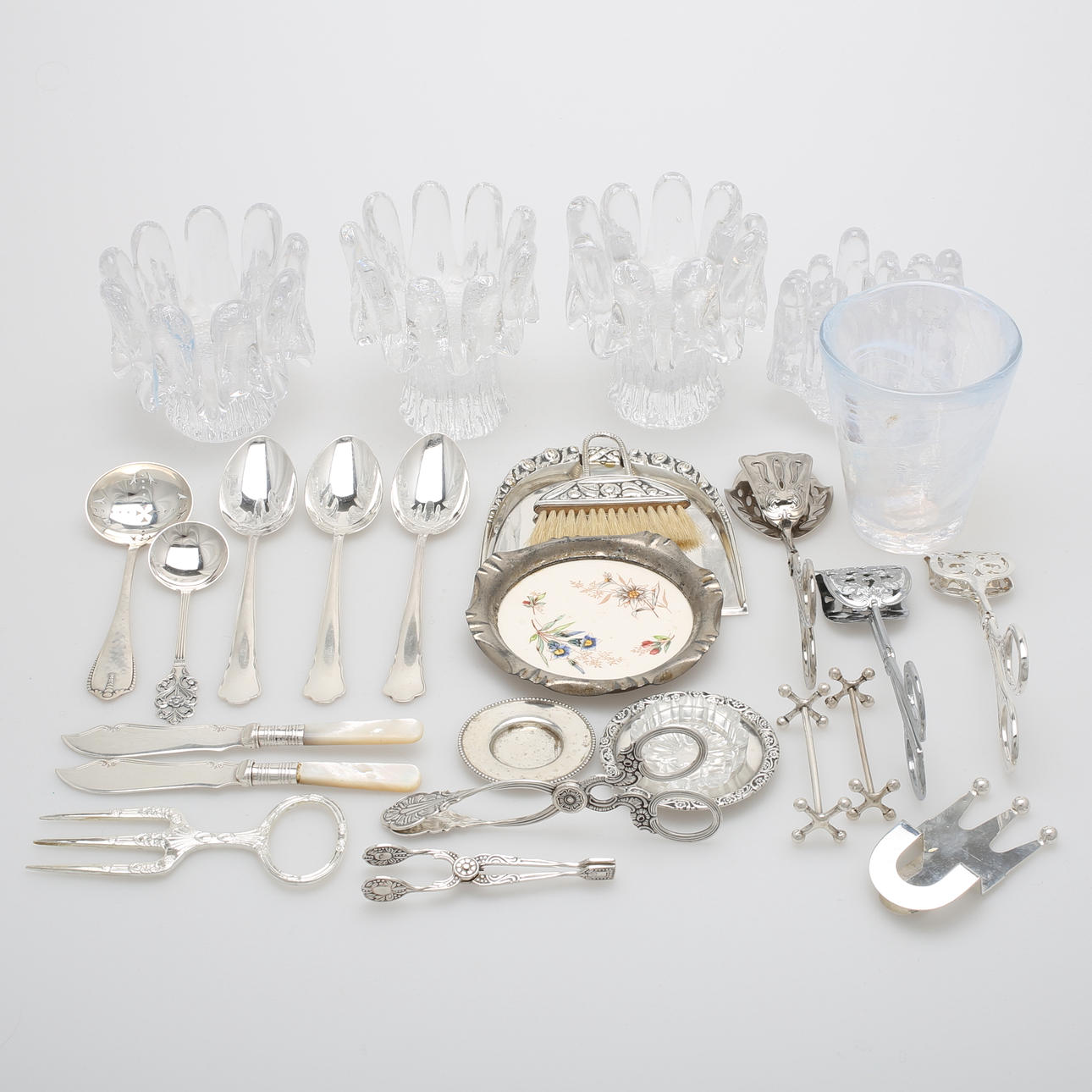 LJUSSTAKAR, 4 st, "Solros", Göran Wärff, bestick, silver med mera.