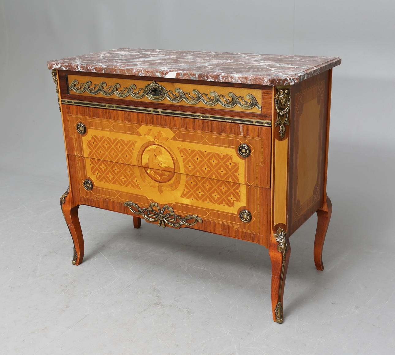 BYRÅ, marmor, gustaviansk stil, Hauptkopia, 1900-tal.