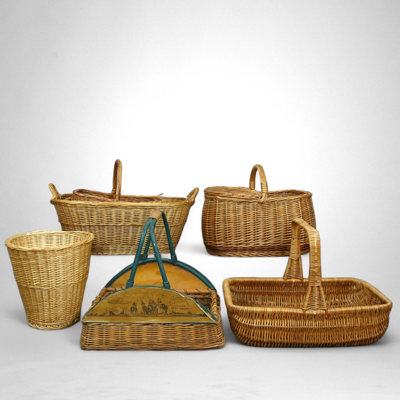 ROTTINKIKORIT, 7 kpl, nykyaikaiset.