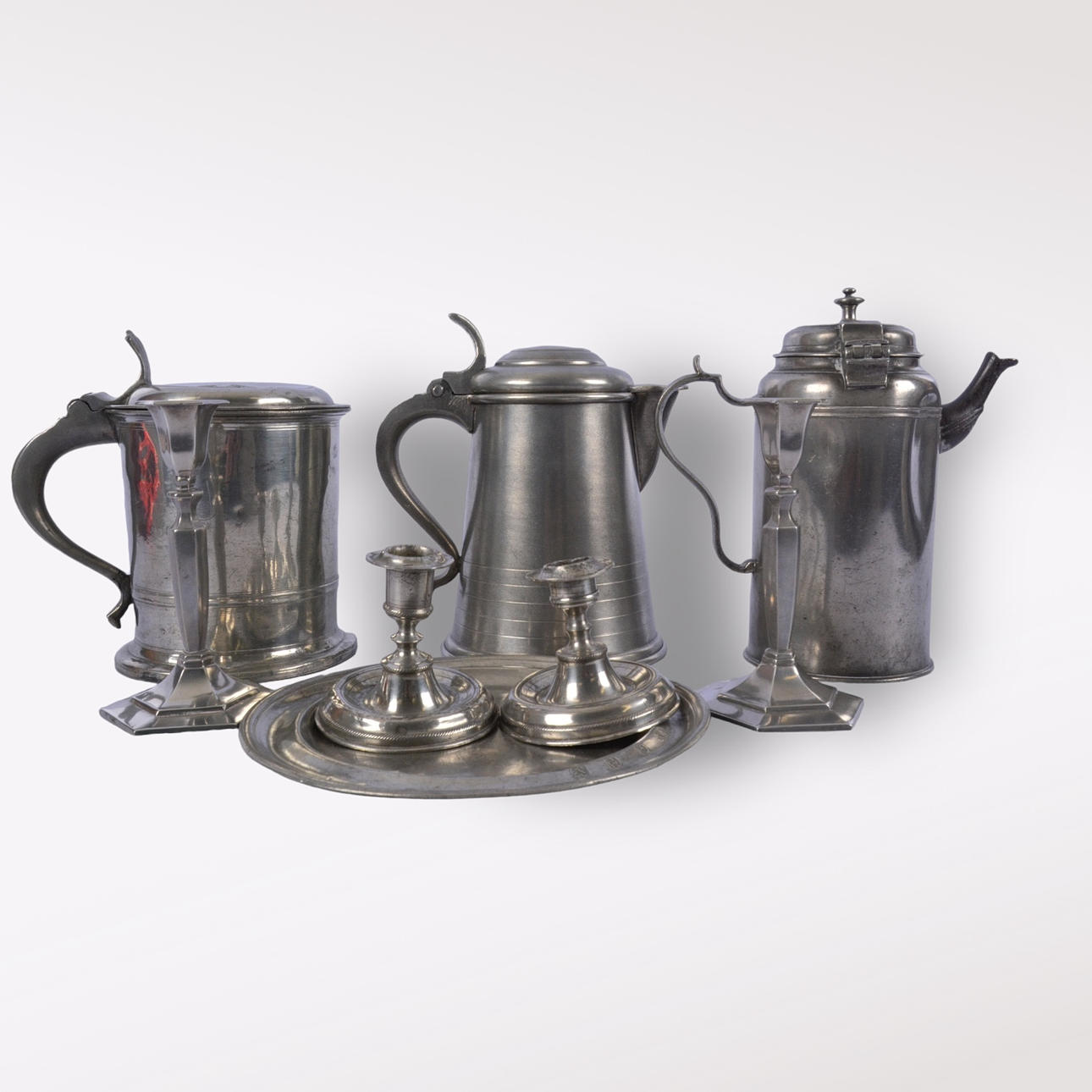 Ein Objekt aus Zinn, einschließlich Blechstopfen, 18/1900.