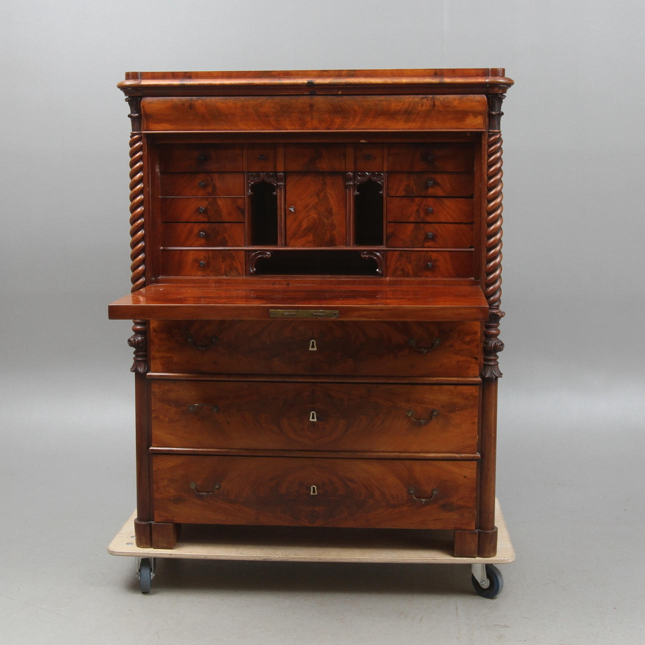 CHIFFONJE, senempire, 1800-tal.