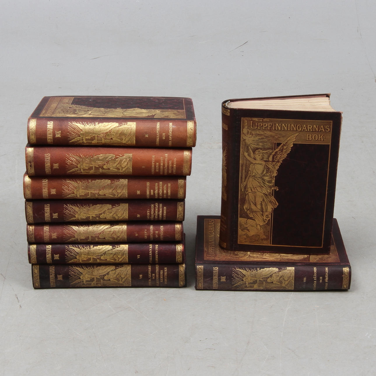 BOKBAND, 9 delar, "Uppfinningarnas bok, Hiertas bokförlag, omkring 1900.