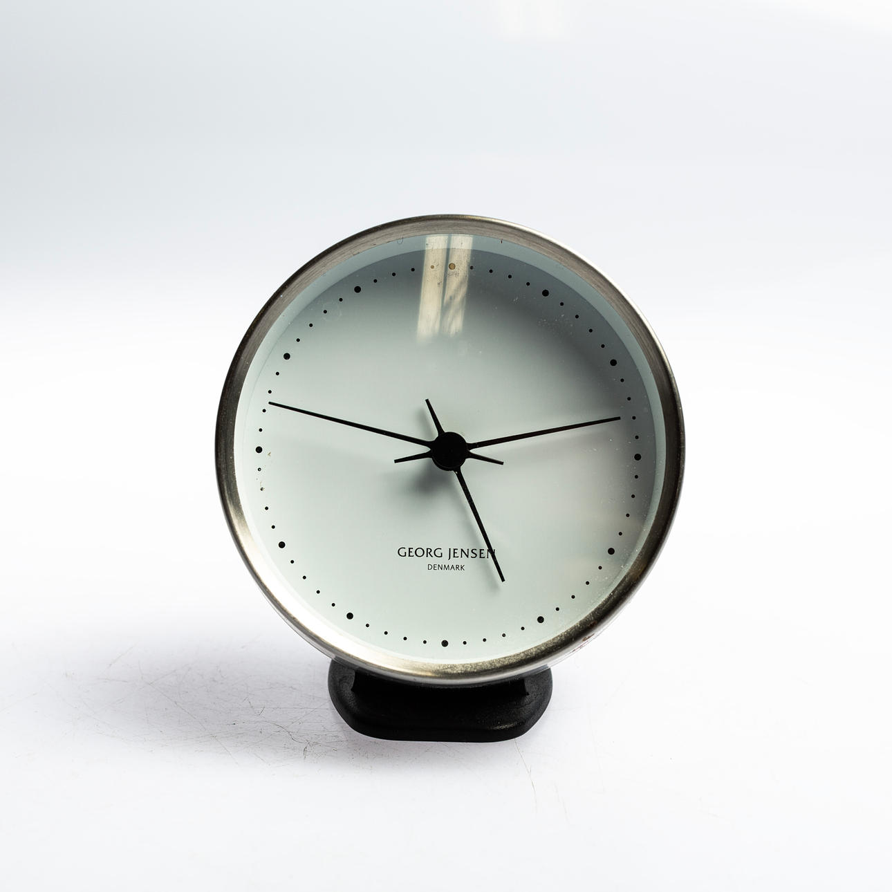 HENNING LEASH. Clock, Georg Jensen, Denmark.