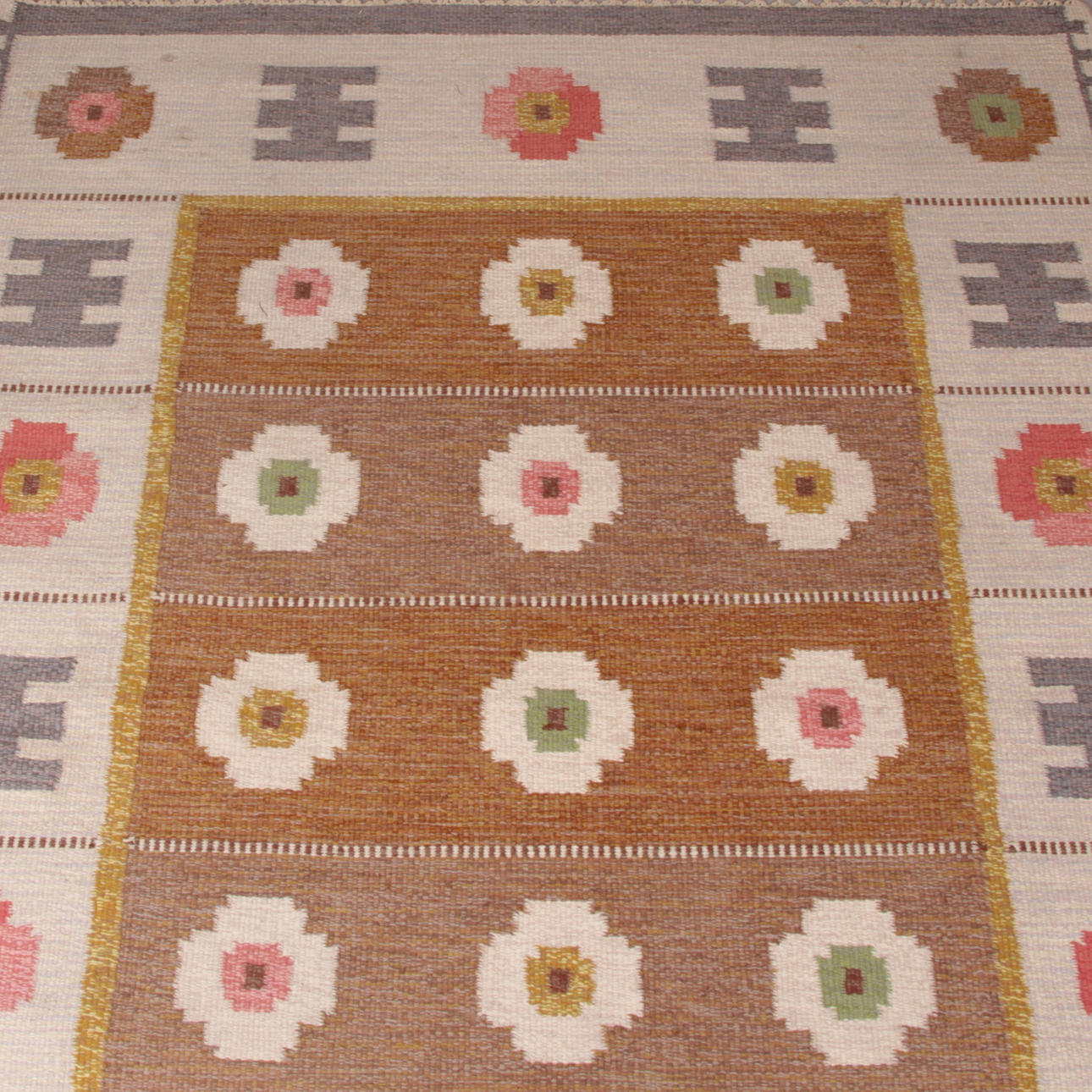 MATTA, rölakan, signerad AW, 238 x 170 cm, 1900-tal.