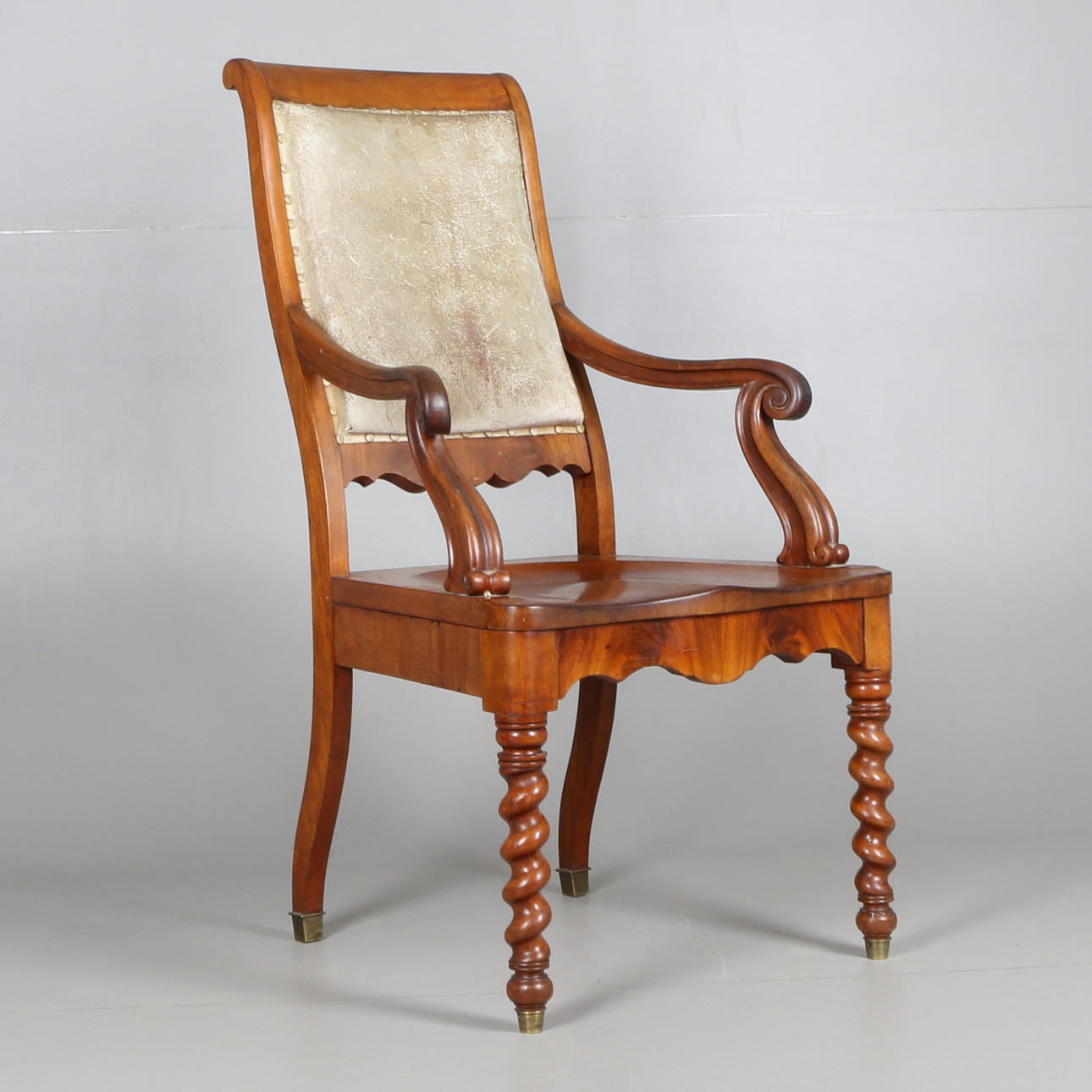 BIBLIOTEKSSTOL, trä och skinn, 1900-talets första hälft.