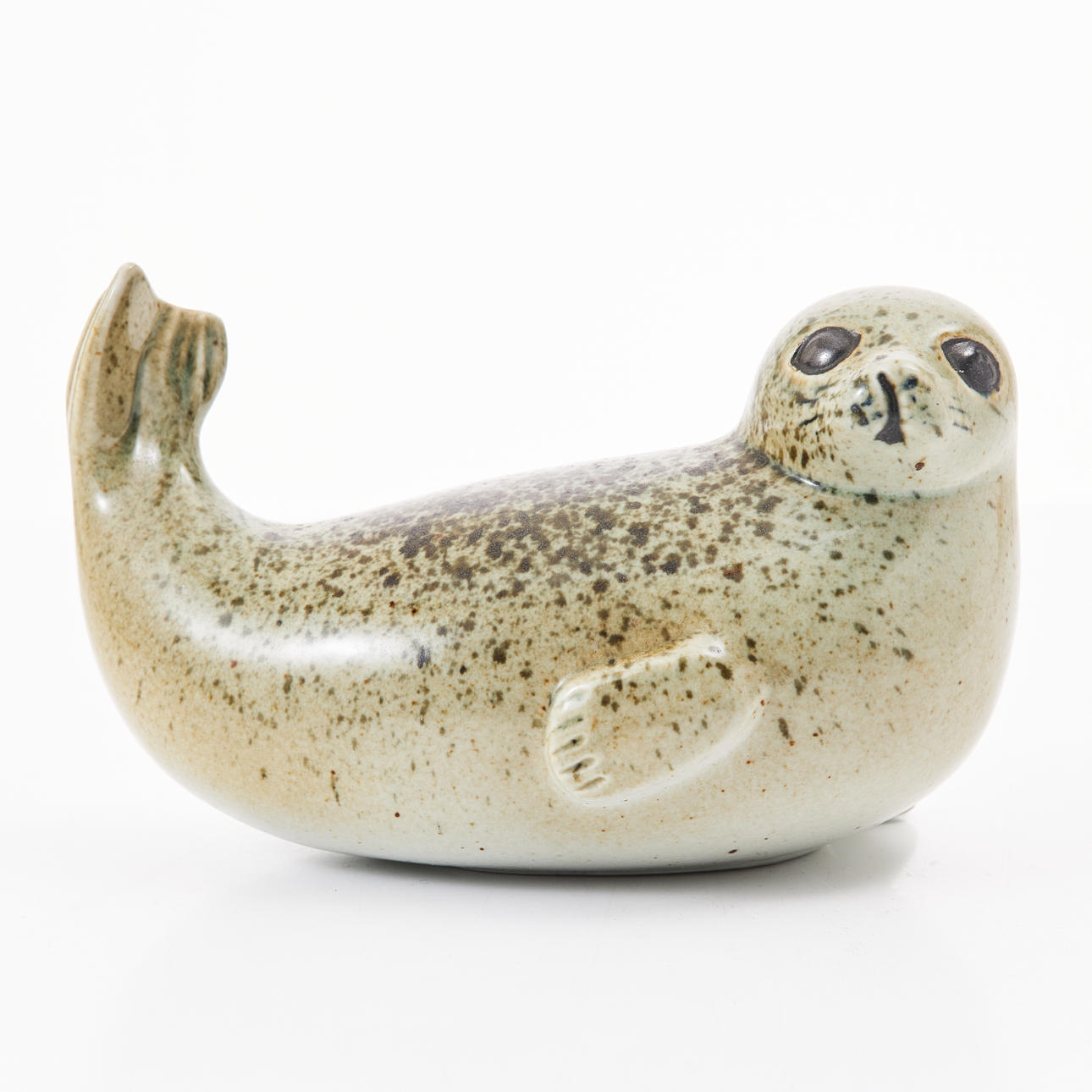 LISA LARSON. SÄL, stoneware, WWF.