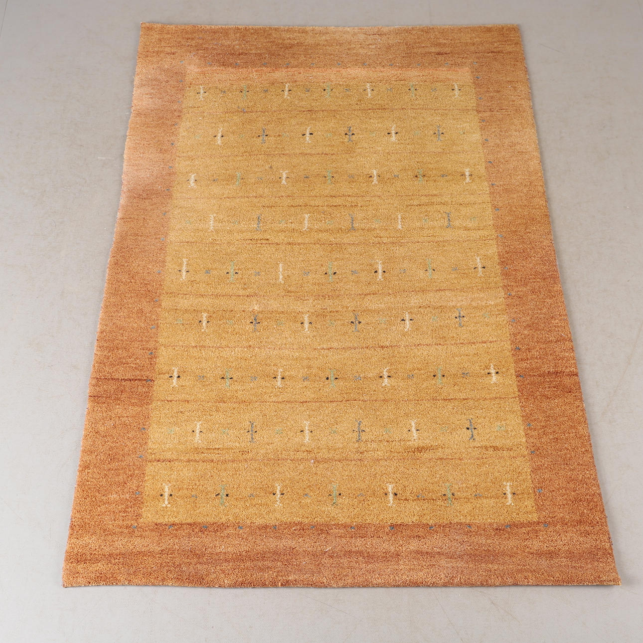 TEPPICH, „Gabbeh“, Indien, 120 x 180 cm.