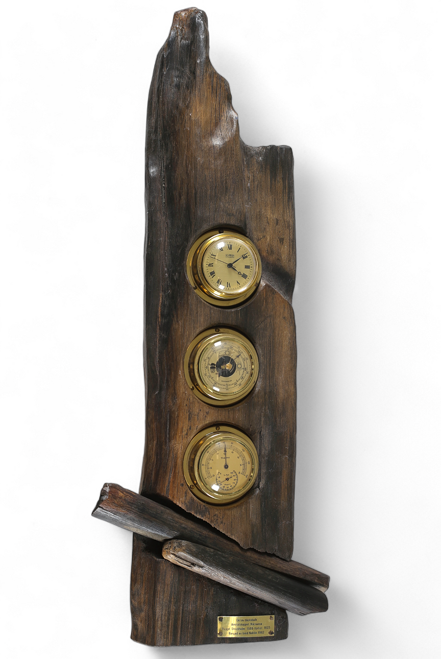 BAROMETER, ship watch, temperature/humidity meter, mounted on deck beam possibly from the Admiralskappet Rikswasa, second half of the 20th century.