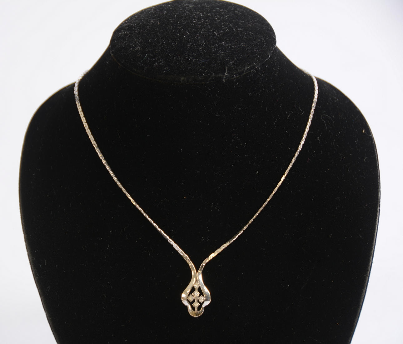 DIAMANTCOLLIER, vitguld, 18K.