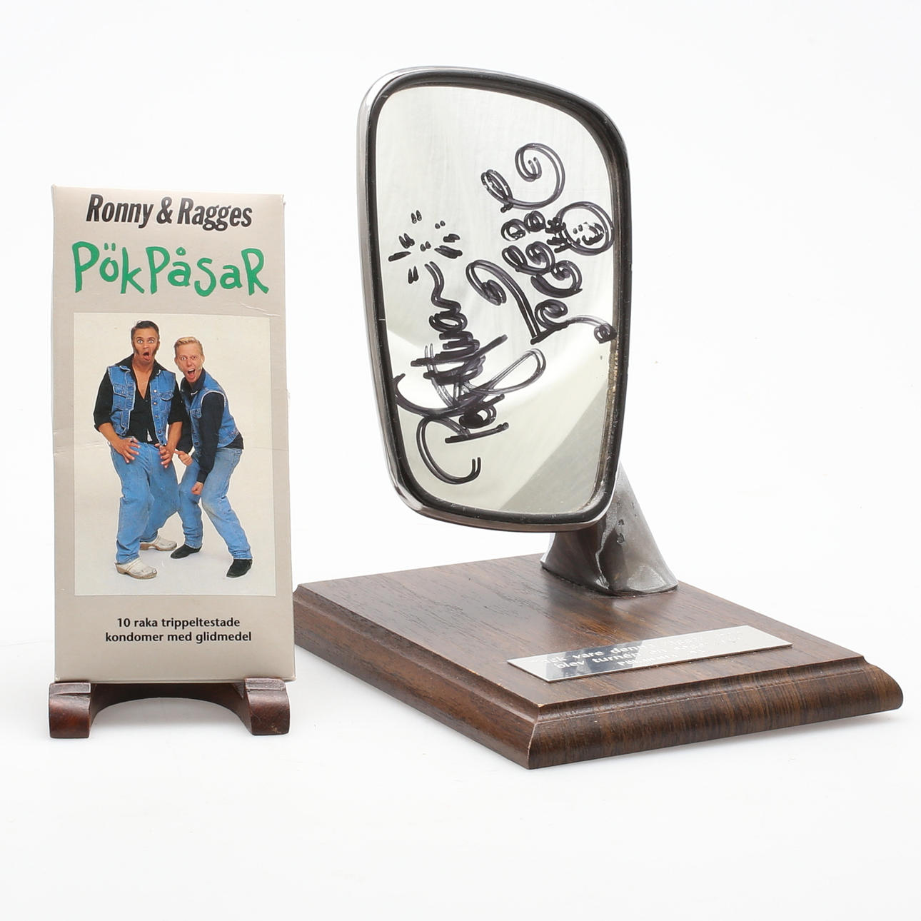 RONNY & RAGGE-REKVISITA, 1900-tal.