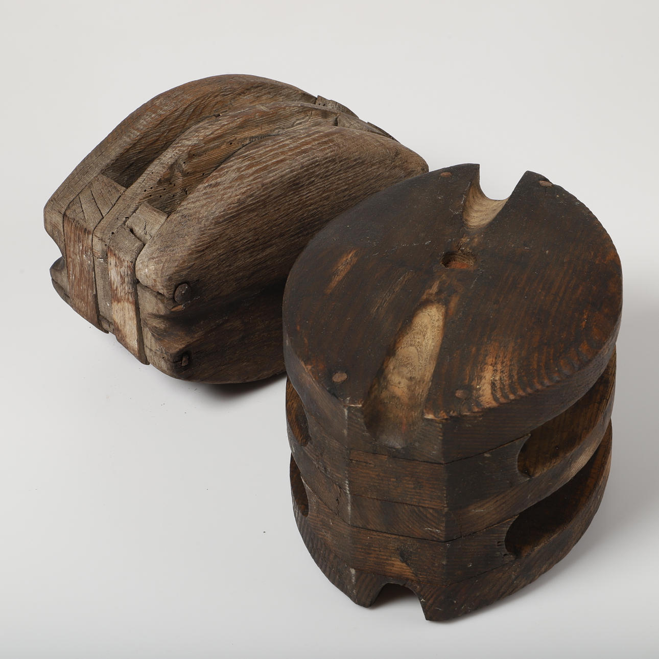 BLOCK/TALJA, 2 stycken, trä, 1800/1900-tal.