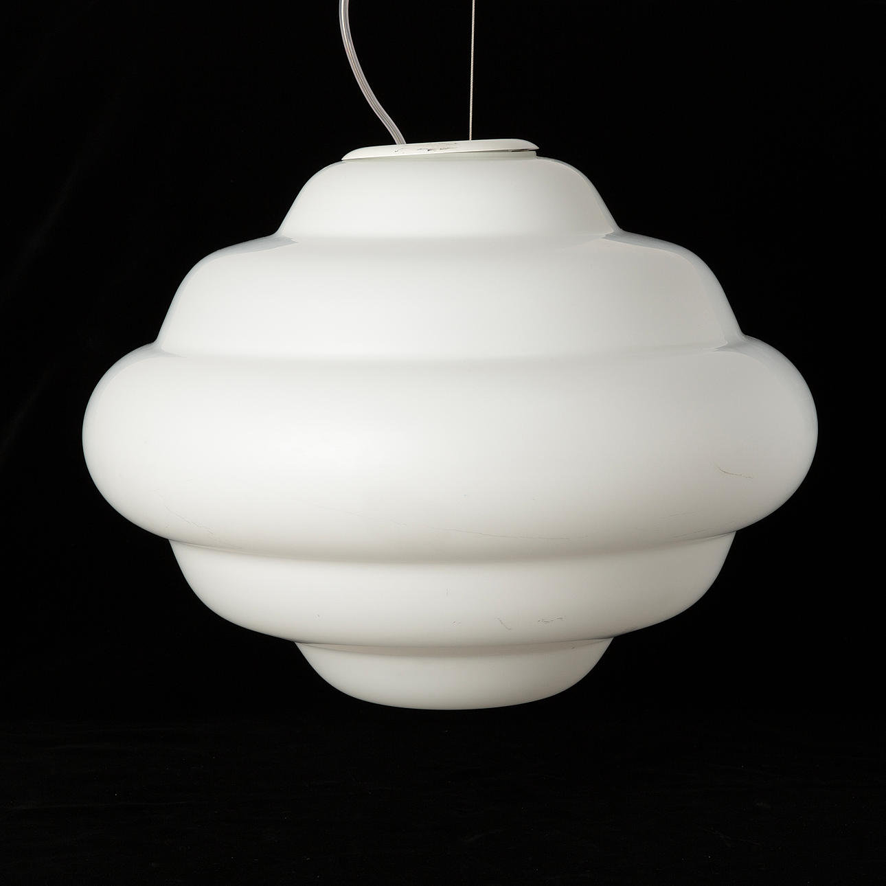 bsweden. Taklampa, "Cloud", opalglas.