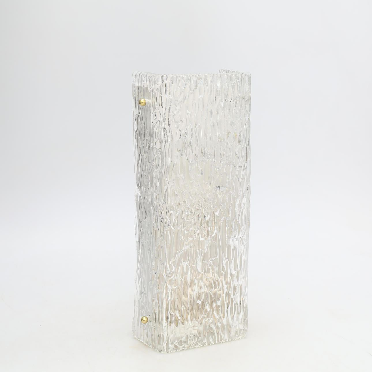 VÄGGLAMPA, glaskåpa.