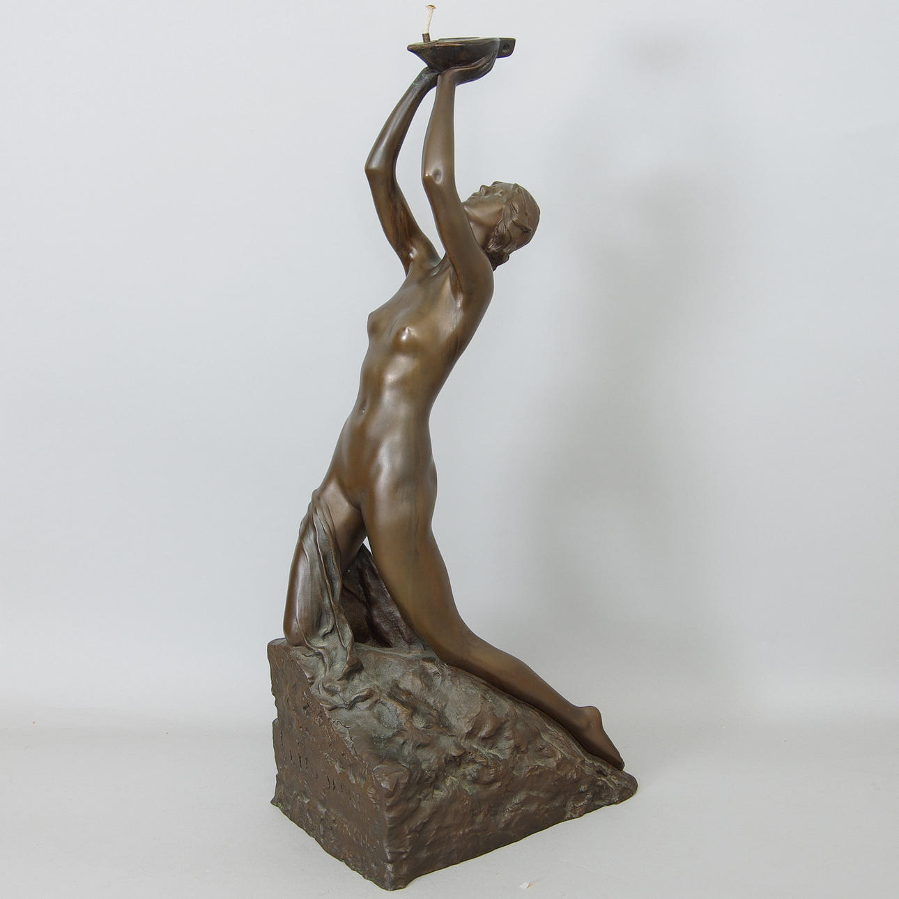 AXEL EBBE. Skulptur, brons, "Le Feu Sacre" Den heliga lågan, signerad Ebbe.