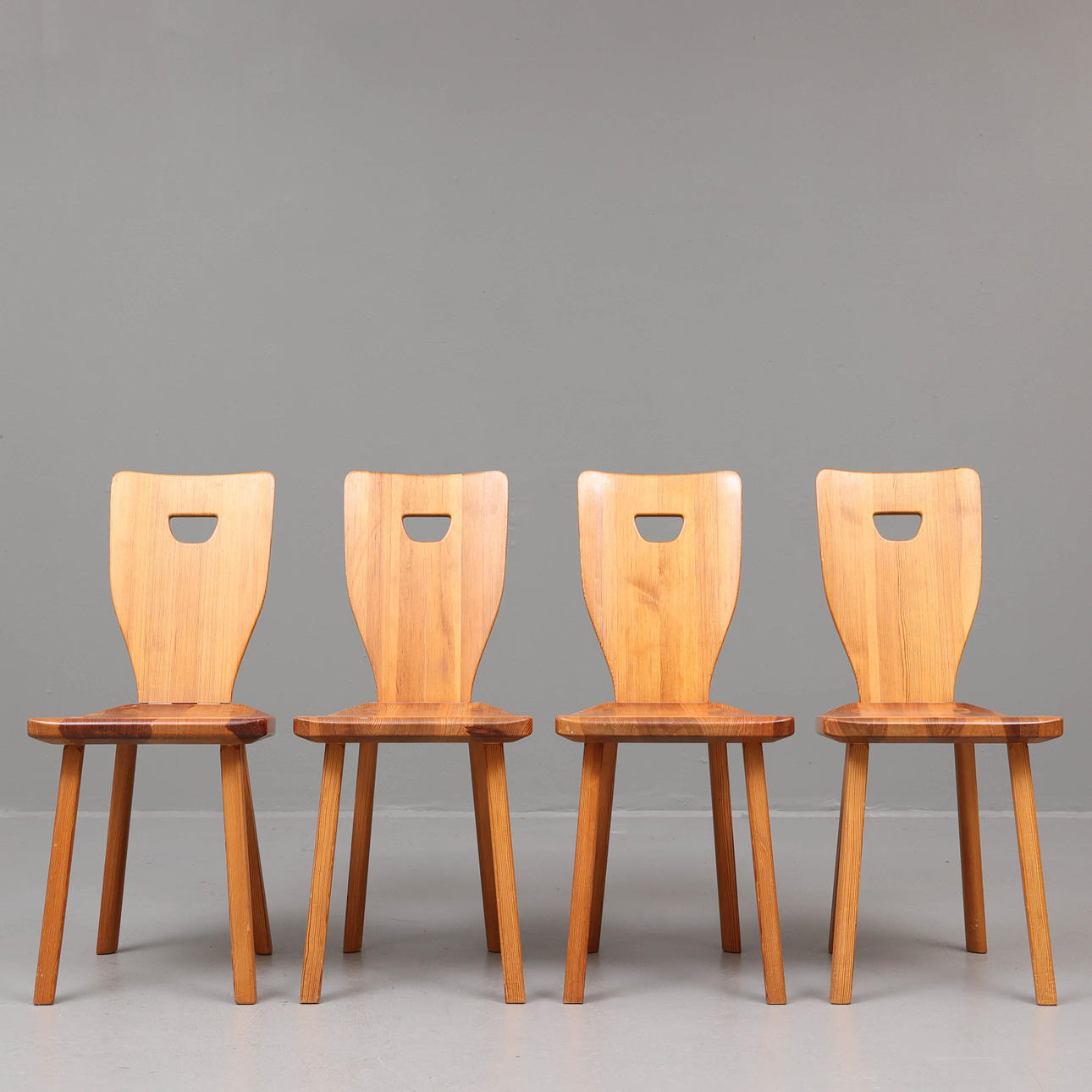 CARL MALMSTEN. Chairs, 4 pieces Sörgården.
