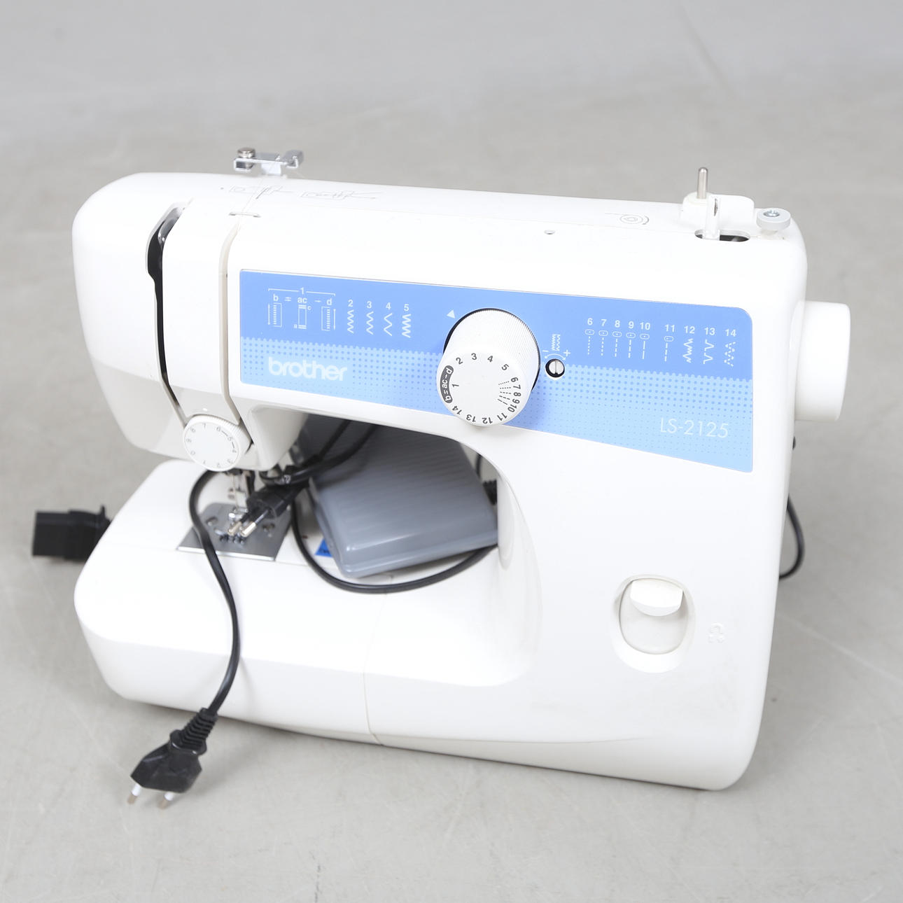 MÁQUINA DE COSER, brother ls-2125.