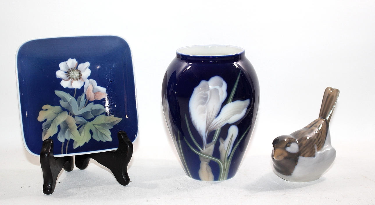 DIVERSE PORSLIN, 3 delar, Royal Copenhagen Danskt.