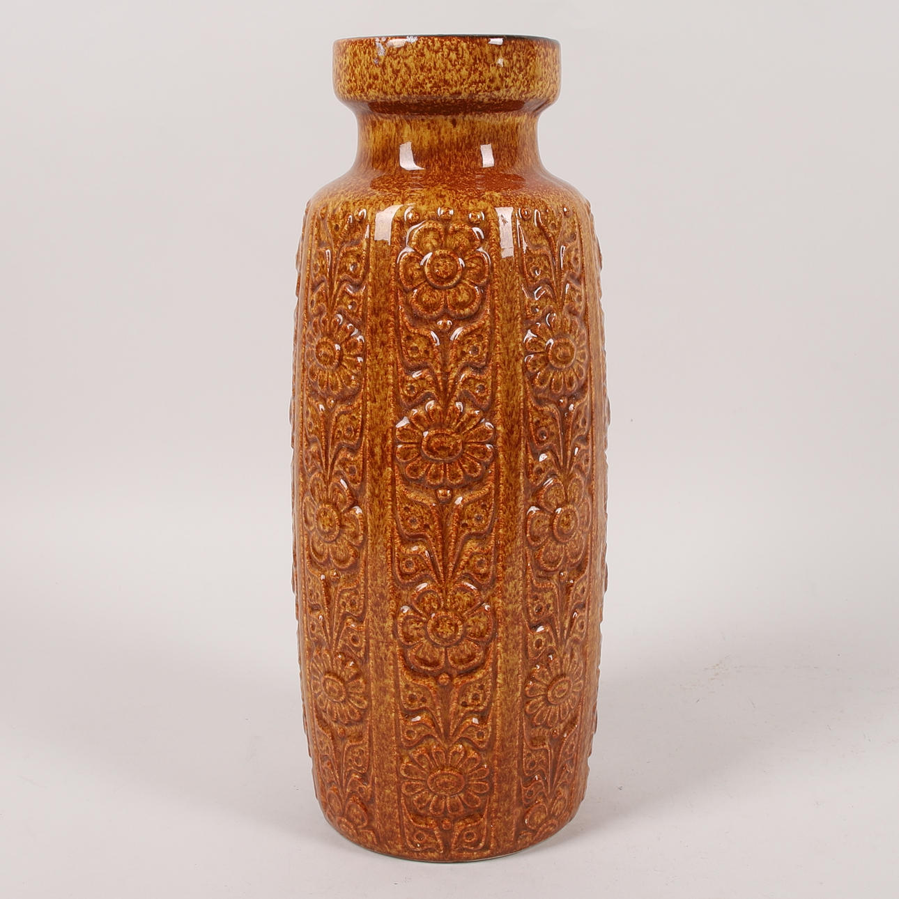 A stoneware floor vase, model 280-40, Scheurich, Germany.
