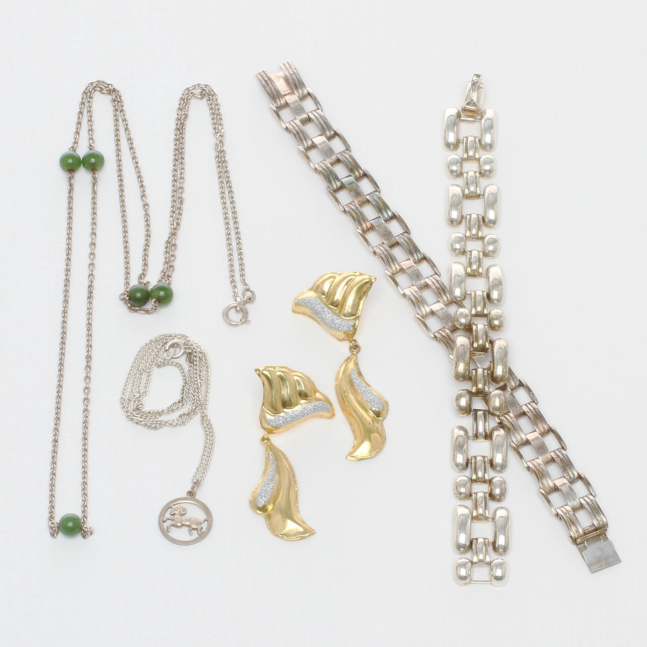 SMYCKEN, mestadels silver. 1900/2000-tal.