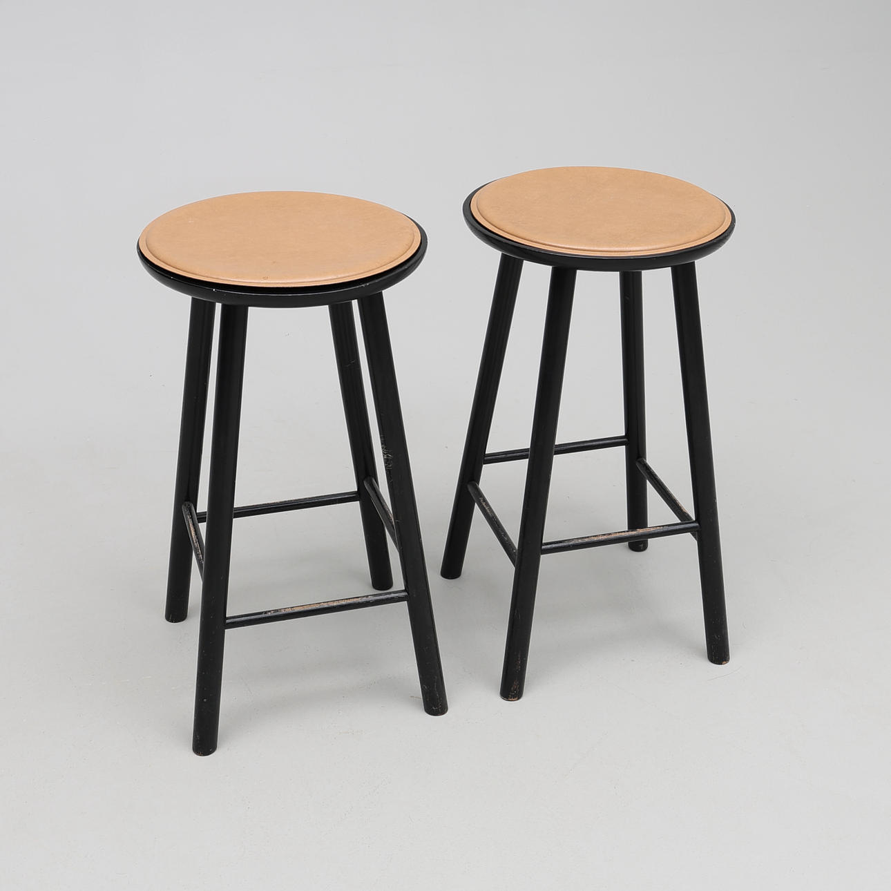 PALLAR 2 st, Hans K/ "ZigZag", samtida.