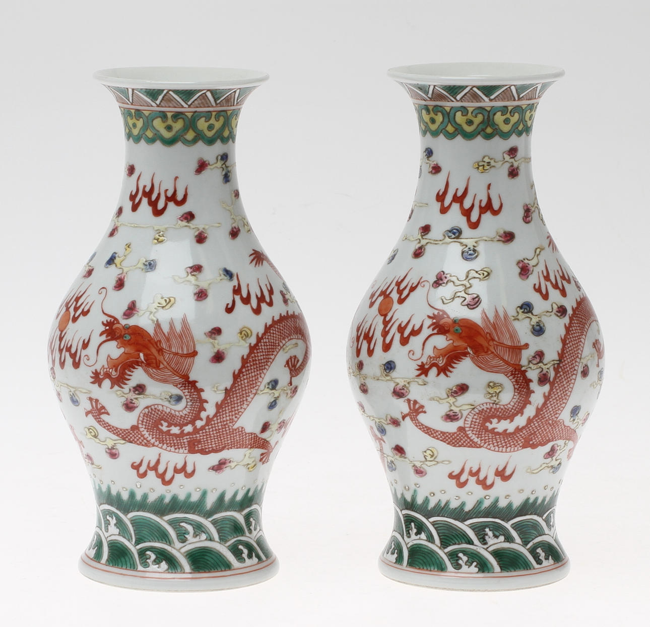 VASER, ett par, porslin, Kina.