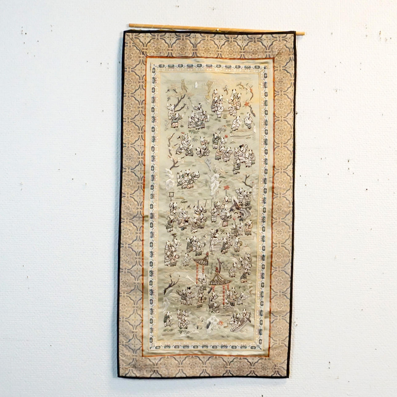 BRODYR, på siden, Kina.