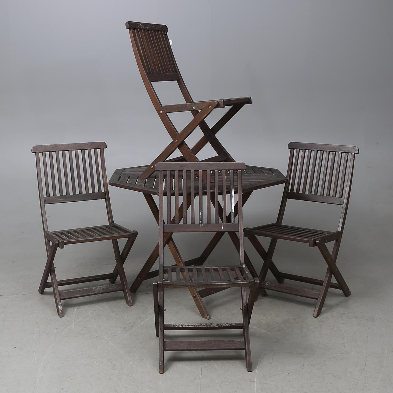 TRÄDGÅRDSGRUPP, 5 delar, 1900-tal.