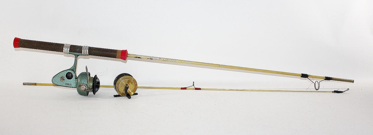 FISKESPÖ 2 RULLAR, Arjon fiberglas, Victory 110D, 1950-60 talet.