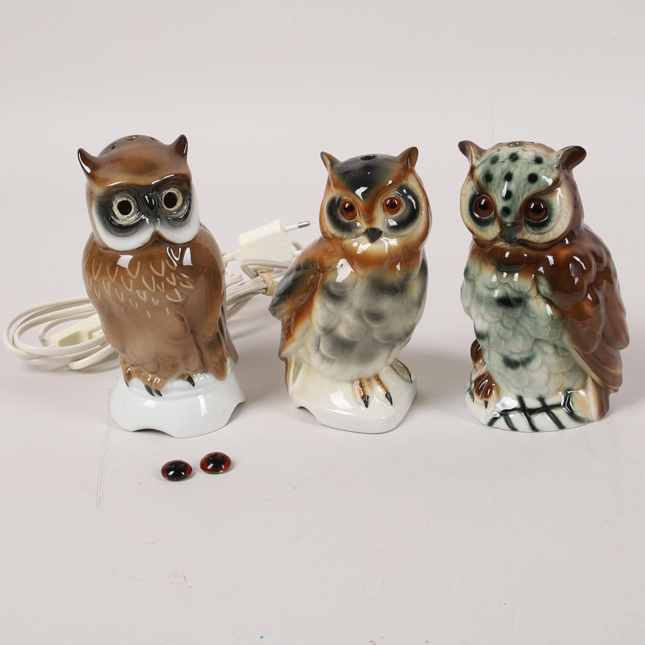 TISCHLAMPEN, 3 Stück, Porzellan, Eulen.